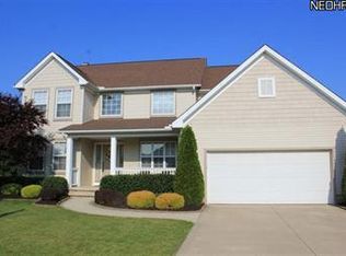 960 Pebble Beach Cv, Painesville, OH 44077