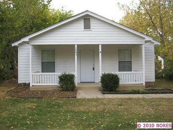 2nd image of 1643 N Xanthus Ave