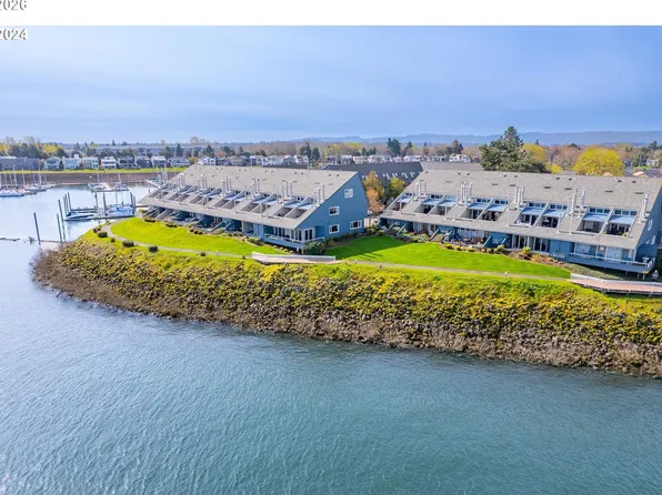 81 N Hayden Bay Dr, Portland, OR 97217