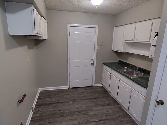 5th image of 3641 Allandale Ln
