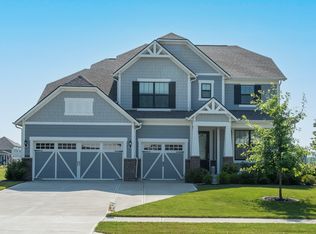 5351 Rose Dr, Zionsville, IN 46077