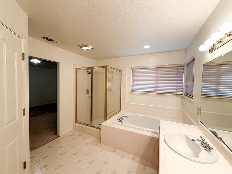 3403 Stormy Ct — Photo 19