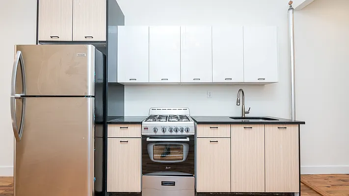 Rented by Nooklyn NYC LLC | media 15