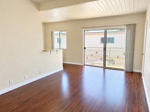 Floor plan 242-09