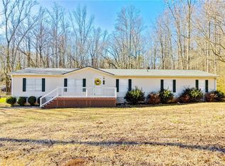 39 Woodpecker Ln, Nicholson, GA 30565