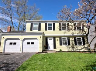 1617 Eastfield Dr, Maumee, OH 43537