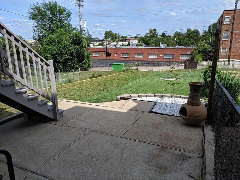 2500 Sulphur Ave — Photo 42