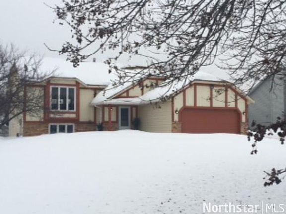 2nd image of 2949 Wimbledon Dr