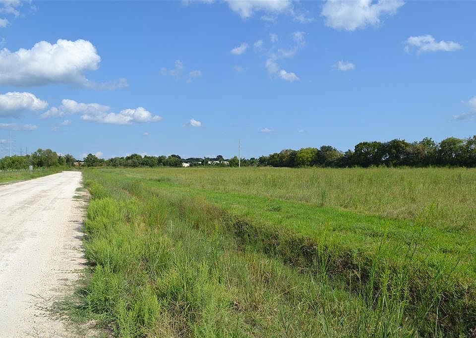 1st image of County Road 493