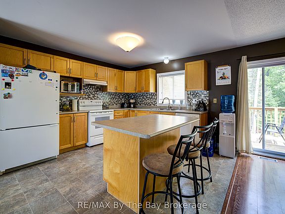 5th image of 50 Donato Way