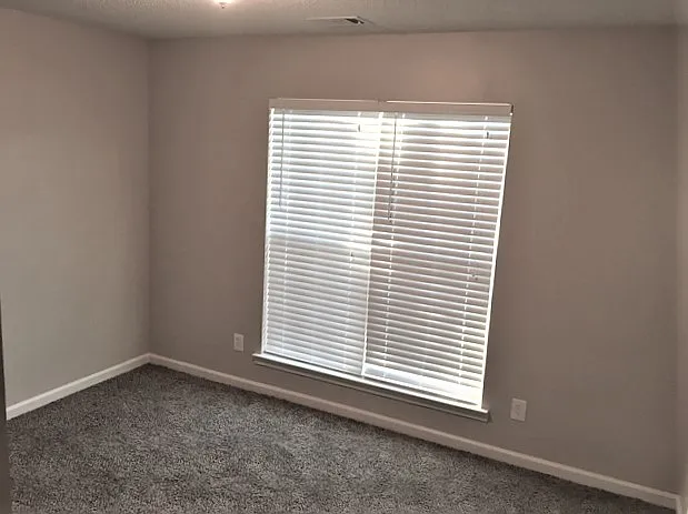 155 Brianna Cir — Photo 7