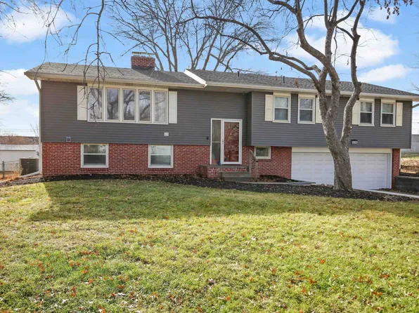 10621 Hansen Ave, Omaha, NE 68124