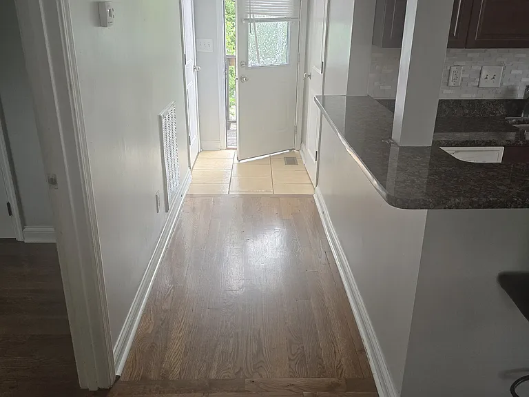 1108 Jackson St #B — Photo 3