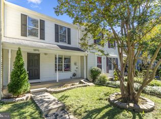 1895 Pohick Creek Ct, Woodbridge, VA 22192