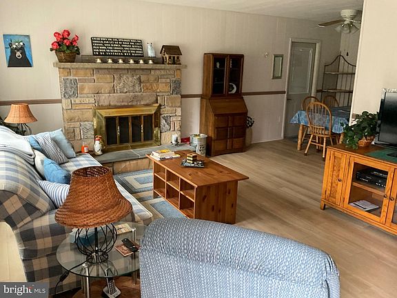 2nd image of 2181 Tuscarora Dr