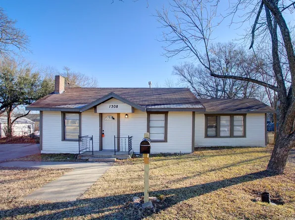 1308 Joslin St, Cleburne, TX 76033