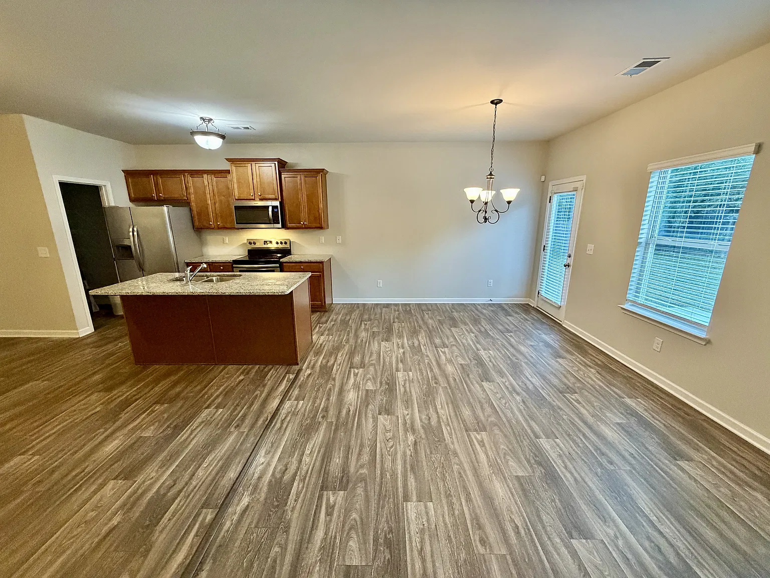 785 Galveston Way - 1 — Photo 3