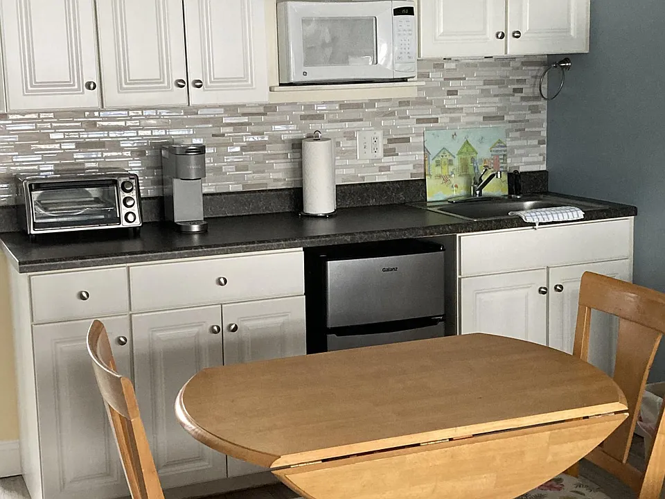 18 Ocean Blvd #11