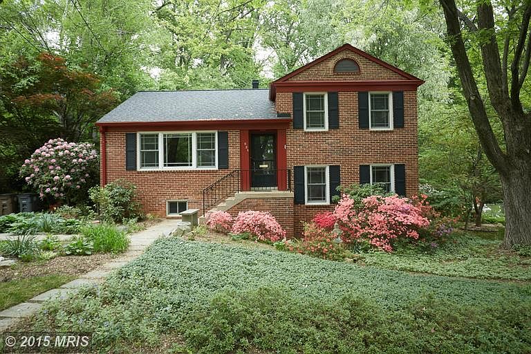 1st image of 821 Aster Blvd