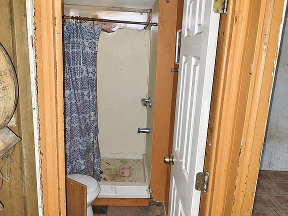 4th image of 4600 Rixey Rd #632