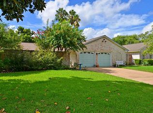 9631 Lawngate Dr, Houston, TX 77080