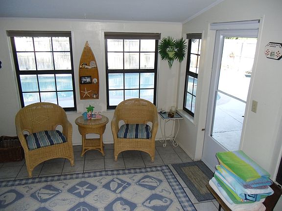 3rd image of 78 Cummings Cir