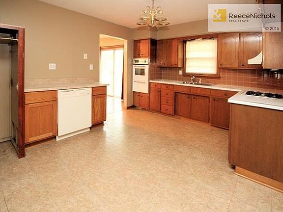 5th image of 2304 N 67th St