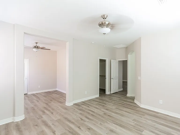 1862 S 237th Ave — Photo 10