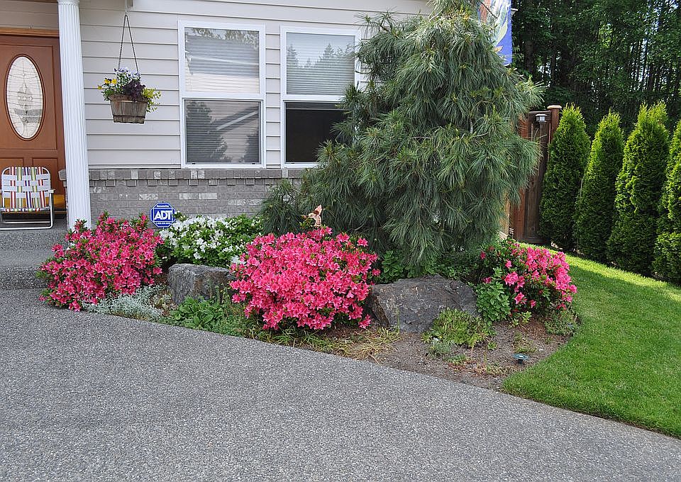 2nd image of 1326 233rd Pl SE