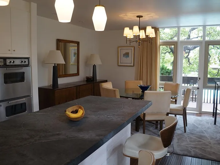 7020 Valley Greens Dr — Photo 5