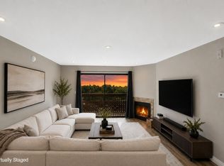22100 Burbank Blvd Unit 333D, Woodland Hills, CA 91367