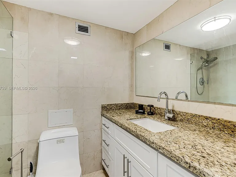 6039 Collins Ave #936 — Photo 25
