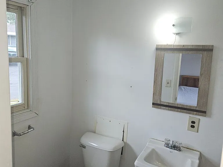 Rapids Studio Apartments — Photo 8