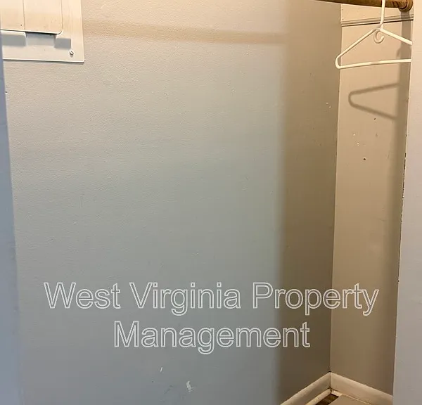 852 Mercer St #3 — Photo 6