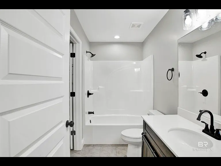 24672 Chestnut St — Photo 3