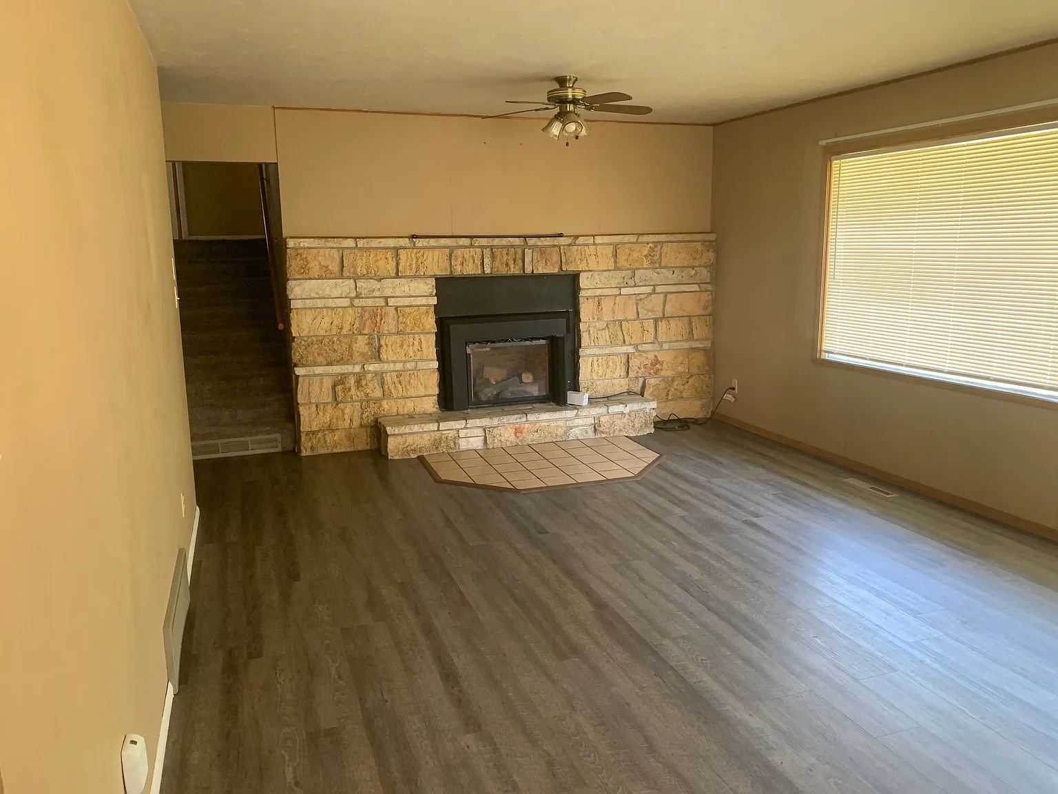110 Van Sant Rd — Photo 3
