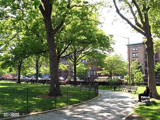 Rented by Citi Habitats | media 9