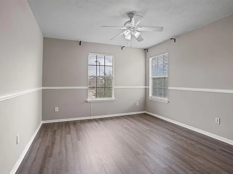 30322 Deleon Fields Dr — Photo 27