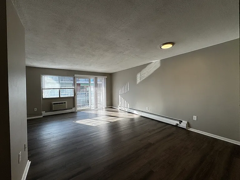 200 Mountain Ave #26 — Photo 2