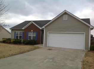 924 Kendall Park Dr, Winder, GA 30680