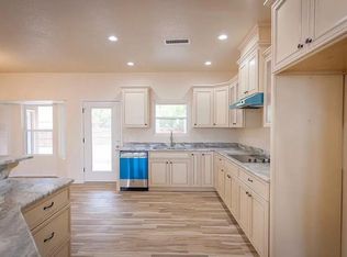 29 Granite Cir, Roswell, NM 88201