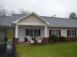 1730 Inglebrook Trl, Mount Airy, NC 27030