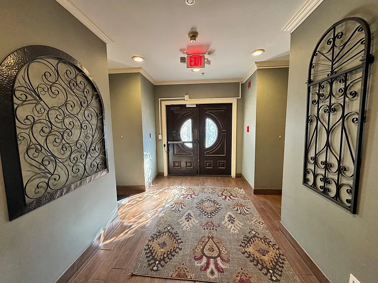 1704 West Ave #103 — Photo 17