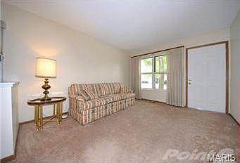 2nd image of 131 Carnegie Ct