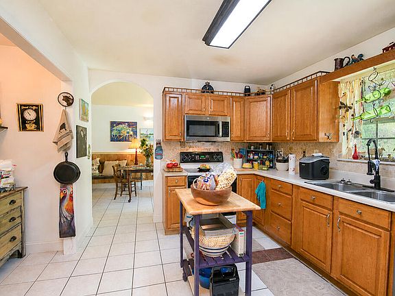 5th image of 31 Wilson Rd