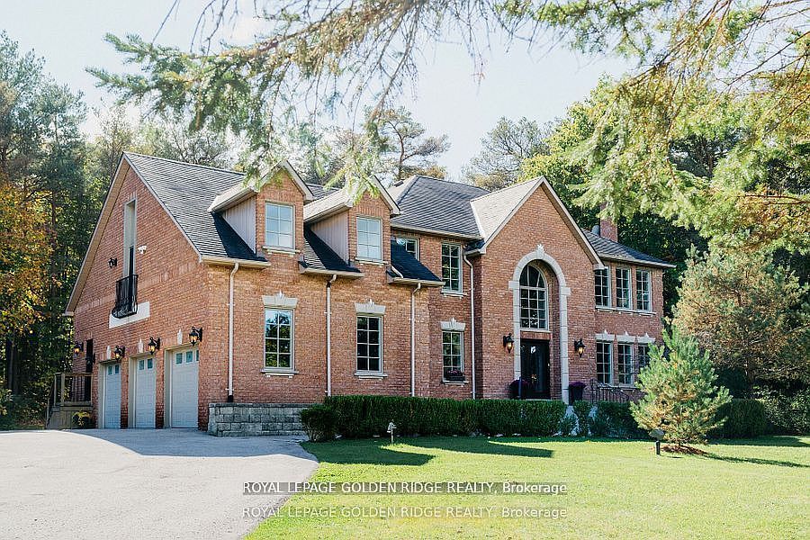 1st image of 8 Greenvalley Cir