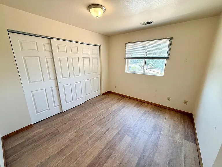 816 S College Ave — Photo 33