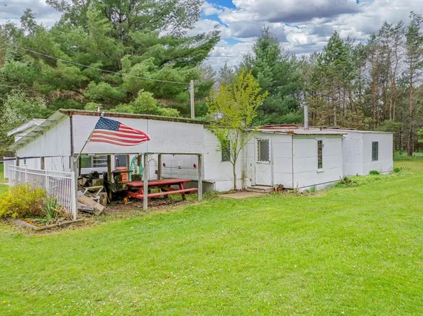 1151 N Eight Mile Rd, Lake City, MI 49651