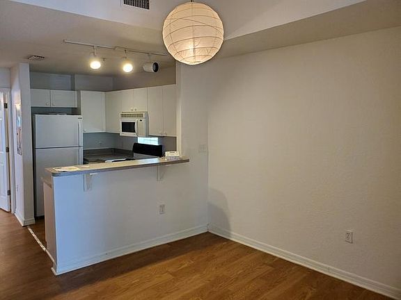 5th image of 1911 E 5th Ave #1903