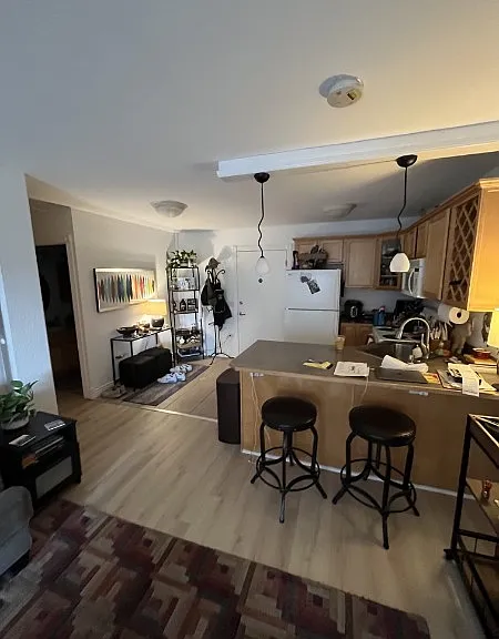 909 Logan St #4B — Photo 12
